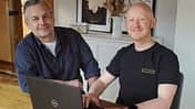 Patrick Hillegeist (l.) und Geschäftsführer Ramon Berghorn arbeiten gemeinsam an Dycer