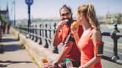 Elektrolythaltige Snacks für Läuferinnen und Läufer