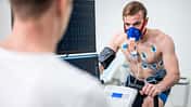 Sportmedizinische Untersuchung auf dem Ergometer